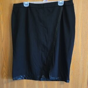 Chico's Black Women's Skirt